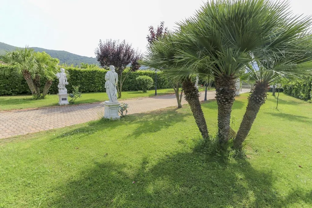 L'Albero Del Pepe 1 - Goelba Apartment Marina di Campo